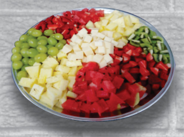 Assorted Fruits 6 kinds of Fruits according to  the time of the  Serve* 25 to 30 guests