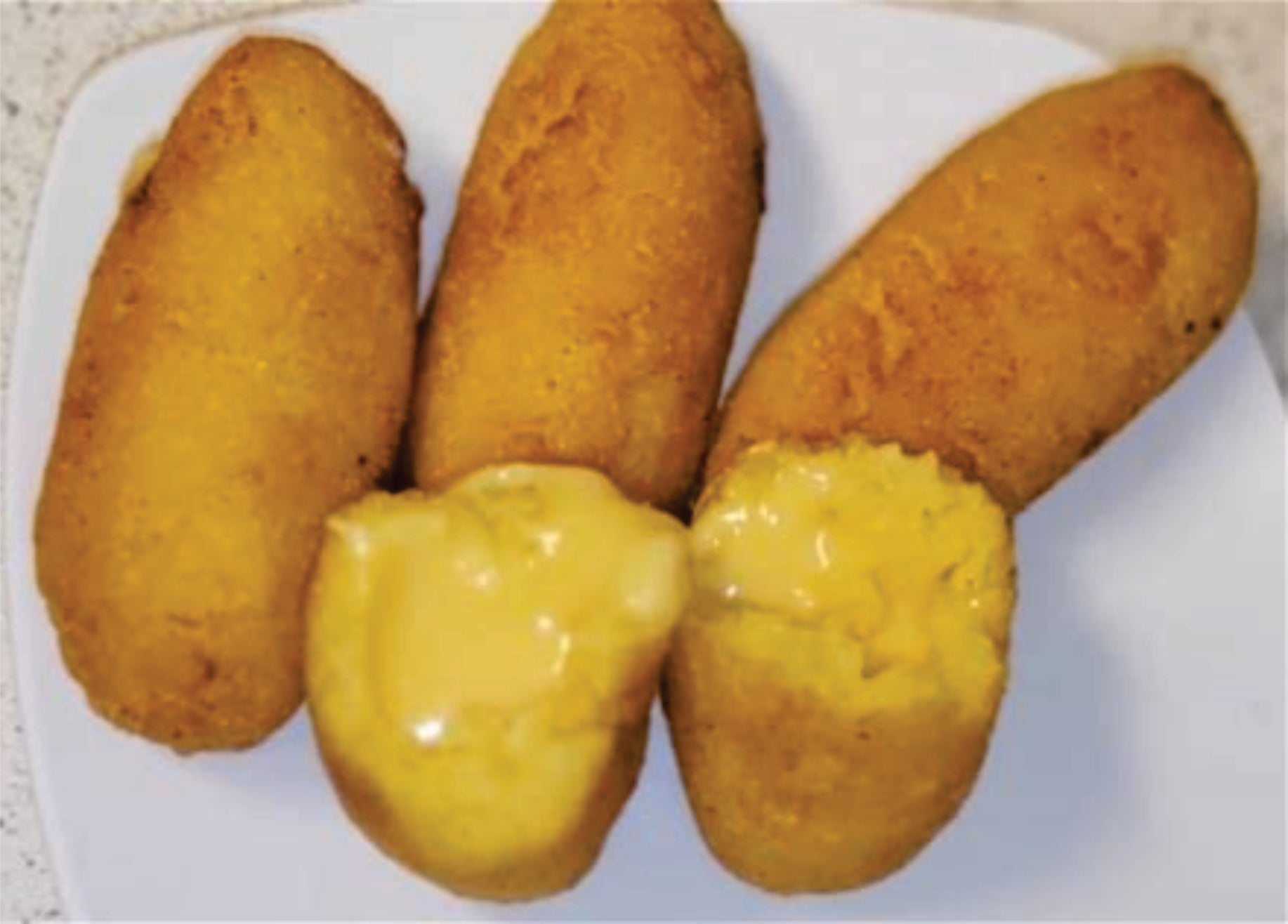 Corn Rolls Corn rolls with Special sauce 100 Pcs